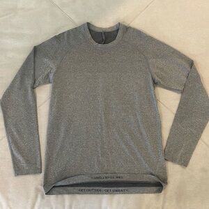 Lululemon Metal Vent Tech Longsleeve shirt